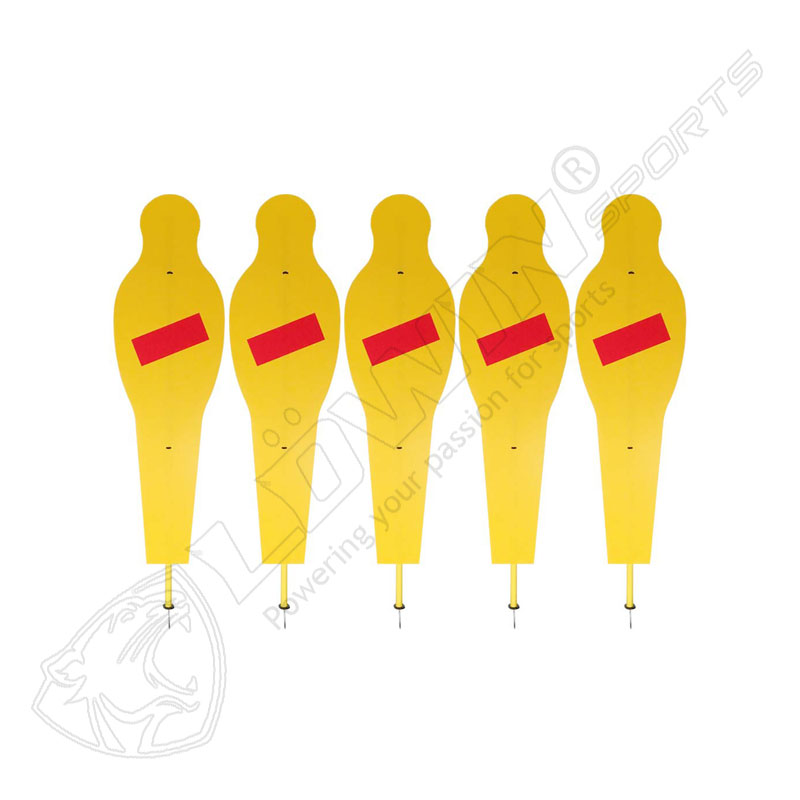 CHILDREN-FREE-KICK-MANNEQUINS '